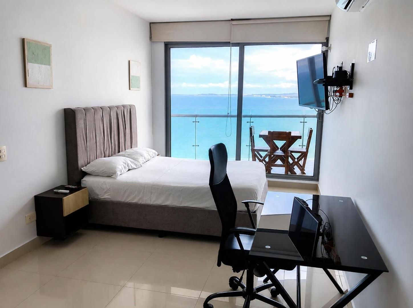 Sky Ocean View *