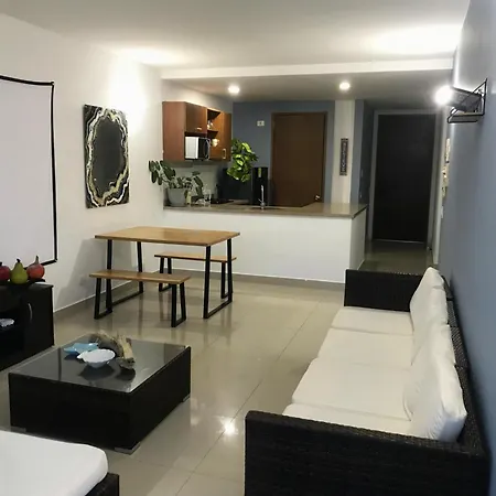 Sky Ocean View Apartamento *